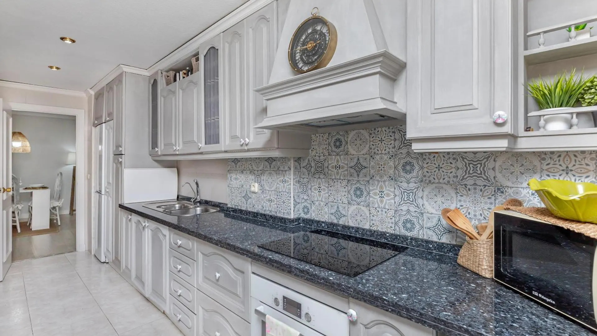 Apartamento Excelente Ubicacion Cerca De La Playa Marbella