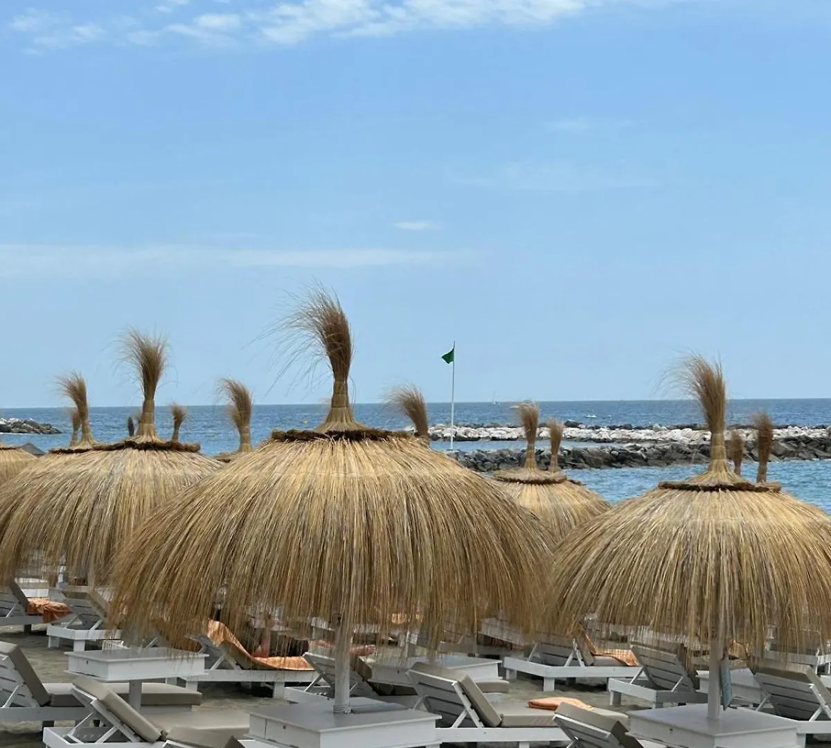Apartamento Excelente Ubicacion Cerca De La Playa Marbella
